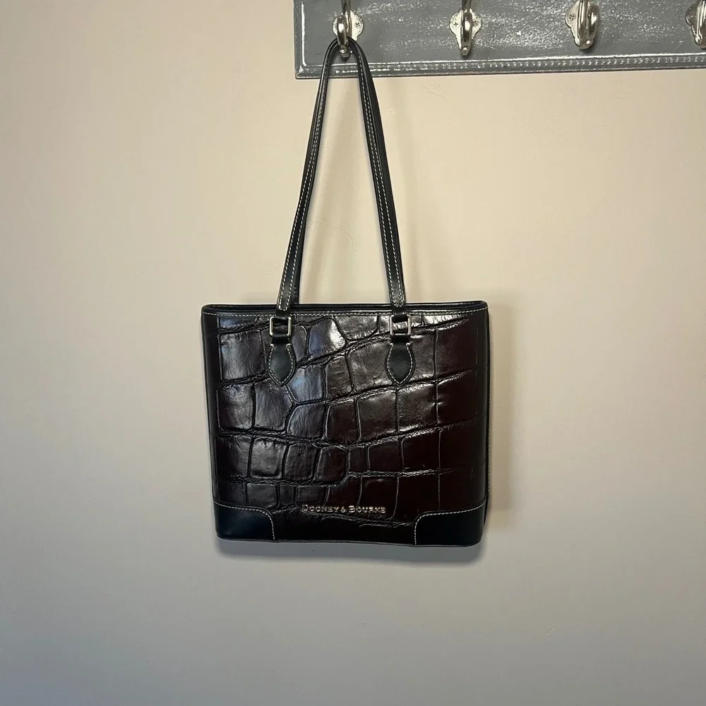 Dooney & Bourke dooney bourke